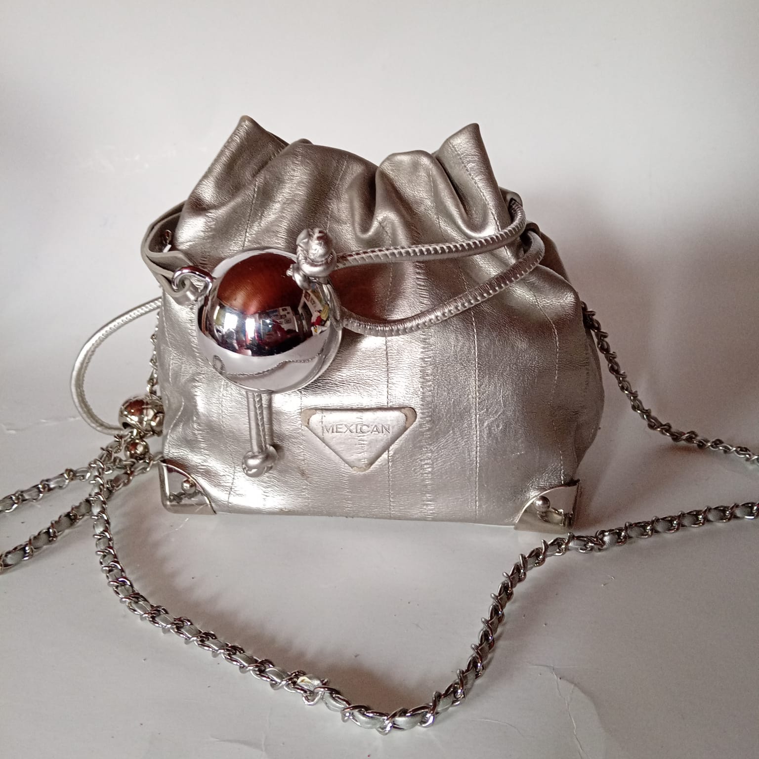 Bolso plateado  - Rincón de Nonna